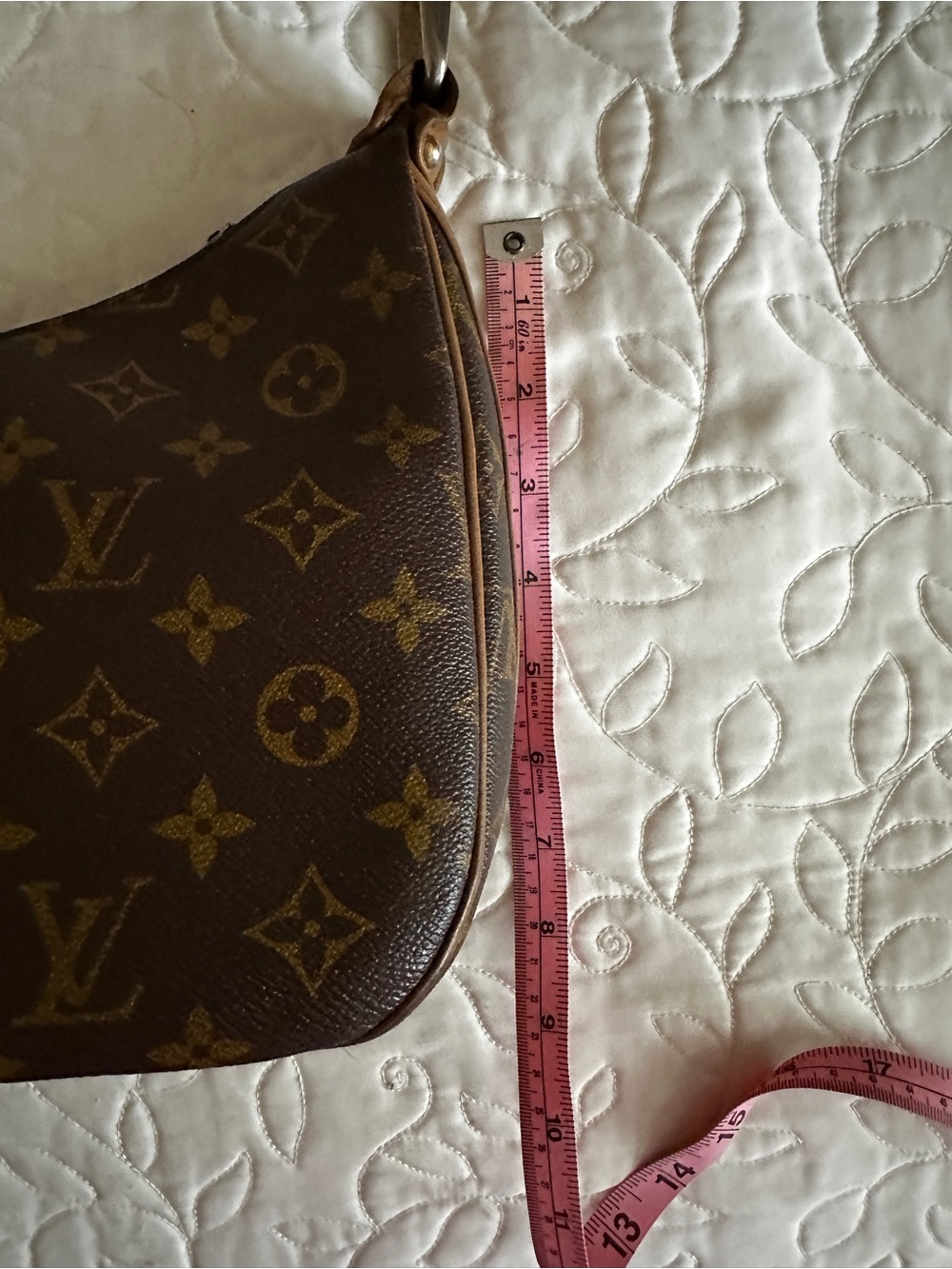 Louis Vuitton Monogram Canvas  Shoulder Bag in Brown and Tan - Picture 8 of 13